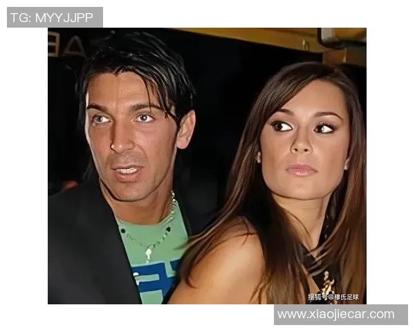 意大利辫帅足球明星的传奇人生与赛场风采全景揭秘